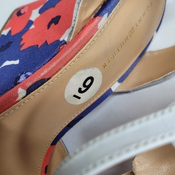 Tommy Hilfiger Floral Red, White & Blue Wedge Heels - Picture 13 of 14